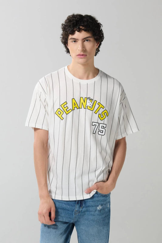 Camiseta a rayas crema oversize manga corta de Snoopy - Tiendu Honduras